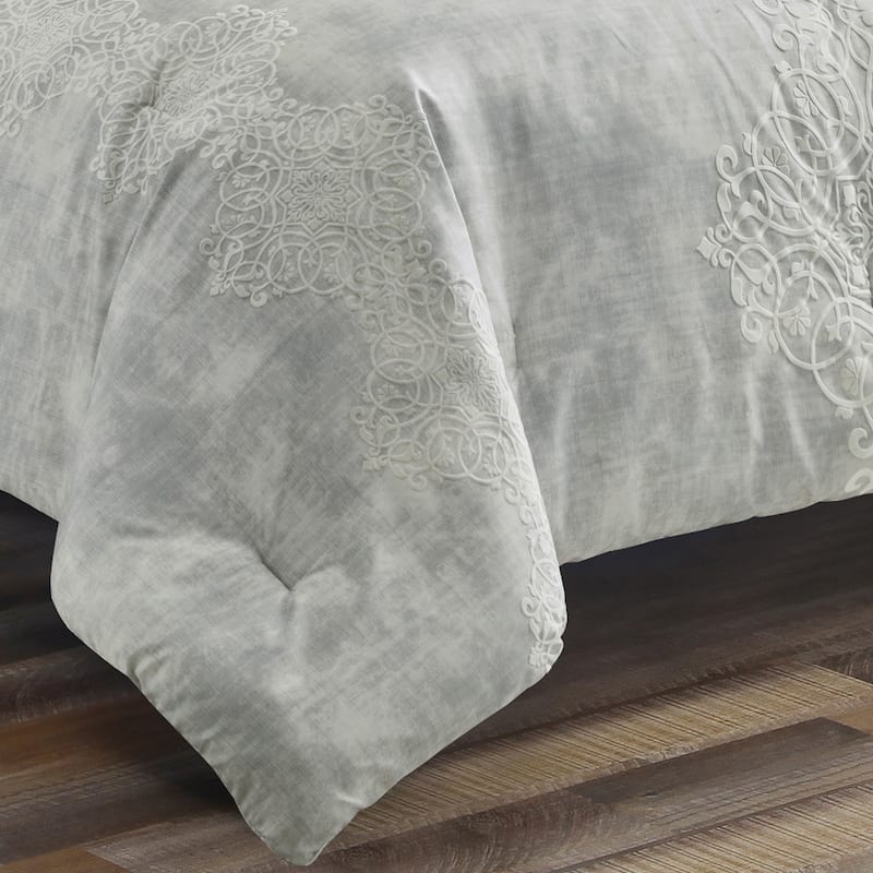 Monique Luxury 7 Piece Comforter Set