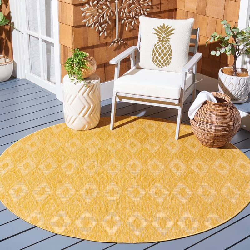 SAFAVIEH Courtyard Marolyn Indoor/ Outdoor Waterproof Patio Backyard Rug - 6'7" x 6'7" Round - Gold