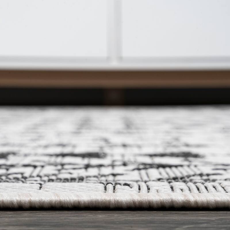JONATHAN Y Sukie Bohemian Geometric Indoor/Outdoor Area Rug