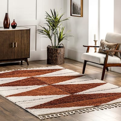 Nuloom Micah Diamond Shag Tassel Area Rug