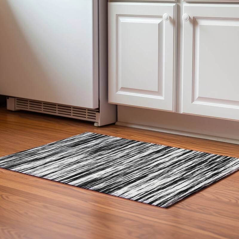 Premium Washable Super Soft Casual Ombre Mayfield Rug - Black - 1'8" x 2'6"