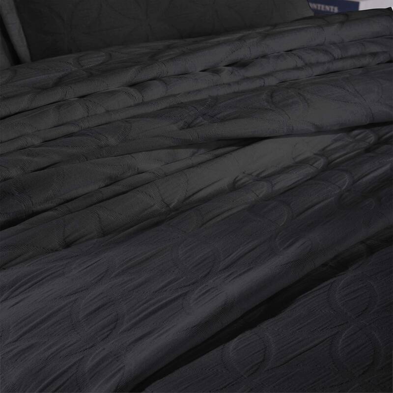 Superior Serenity Cotton Matelasse Jacquard Celtic Circle Bedspread Set