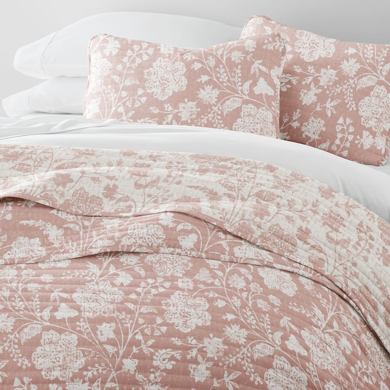 Becky Cameron All Season 3 Piece Textured Floral Reversible Quilt Set - Rose - King