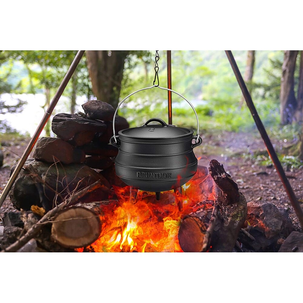 https://ak1.ostkcdn.com/images/products/is/images/direct/f1e3e25396798e9d1fe85be485a714a60a0d76b7/African-Potjie-Cauldron-Pot.jpg