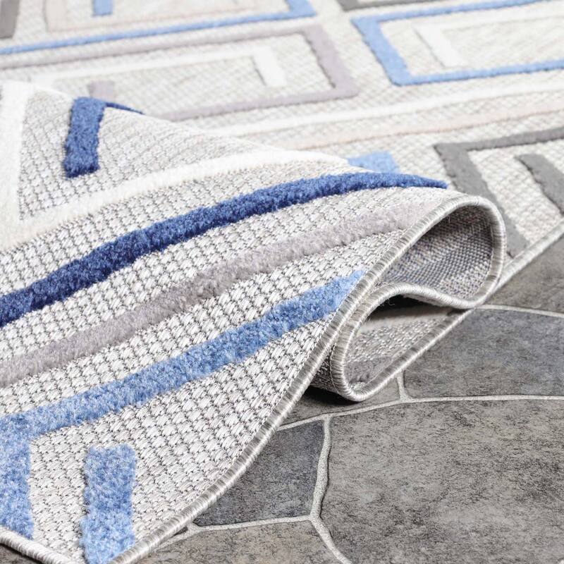 Superior Ares Modern Geometric Diamond Indoor Outdoor Area Rug
