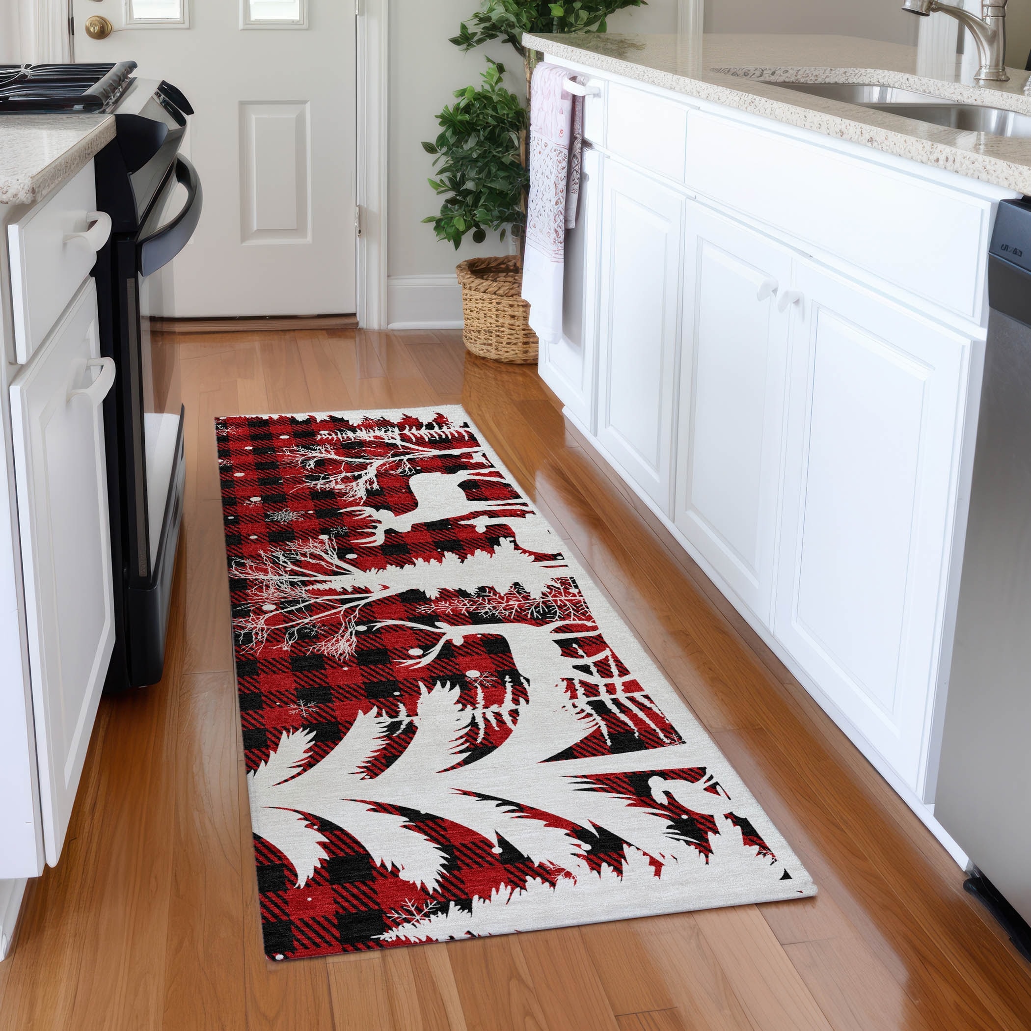 Machine Washable Indoor/ Outdoor Christmas Plaid Chantille Rug