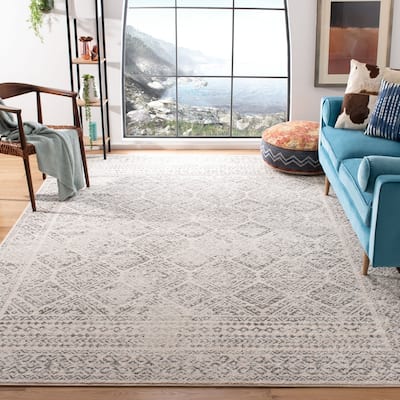 SAFAVIEH Tulum Yolonda Rustic Moroccan Boho Rug