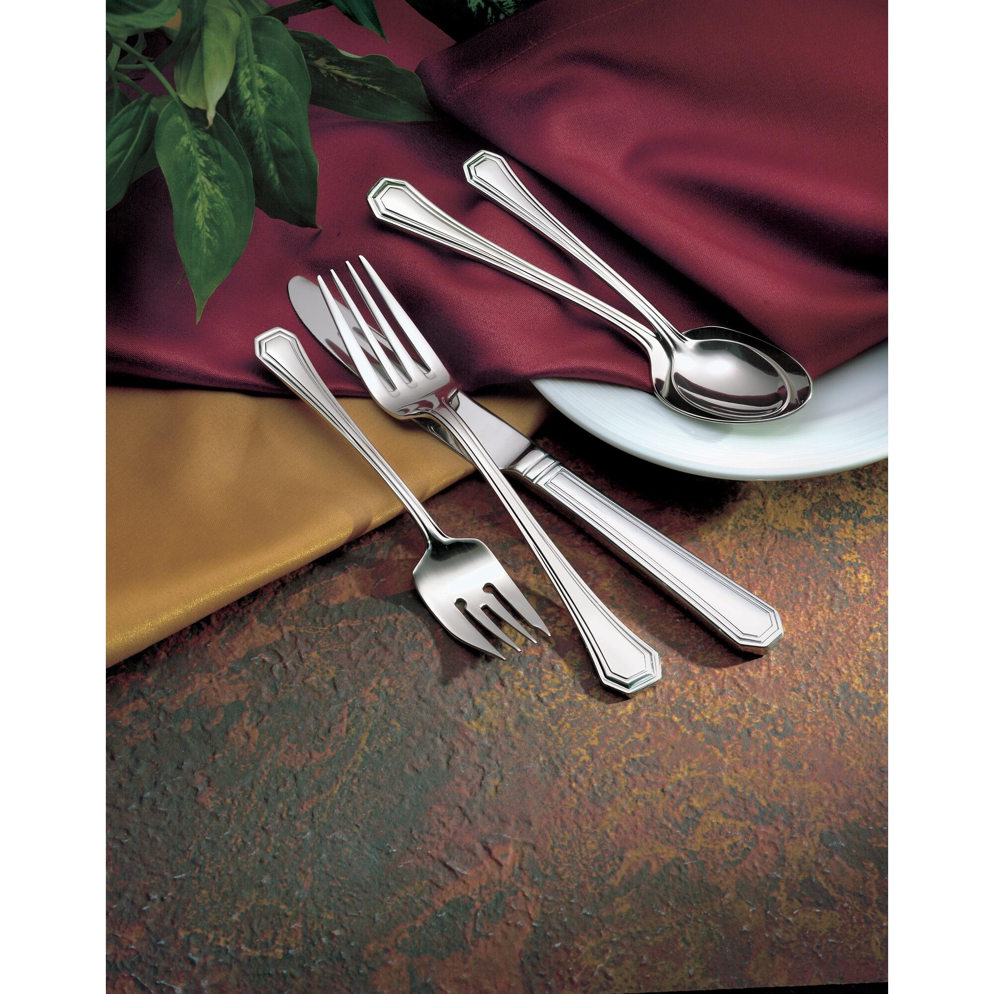 Oneida 18/10 Stainless Steel Lido Dinner Forks (Set of 12) - Bed