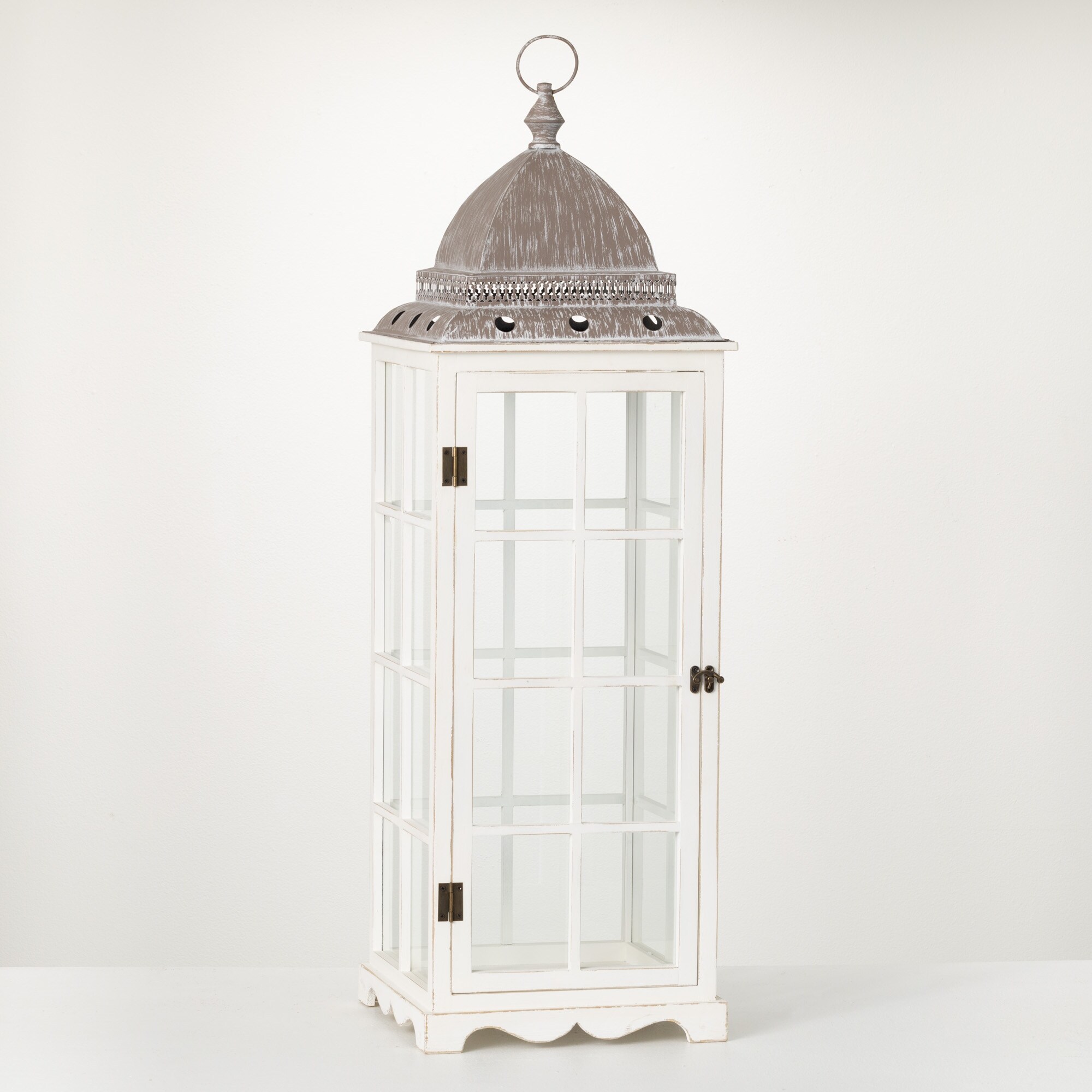 https://ak1.ostkcdn.com/images/products/is/images/direct/f1faad0dd70807afb7c8a1ab97ba62a7c18e715f/Classic-White-Panel-Lantern.jpg