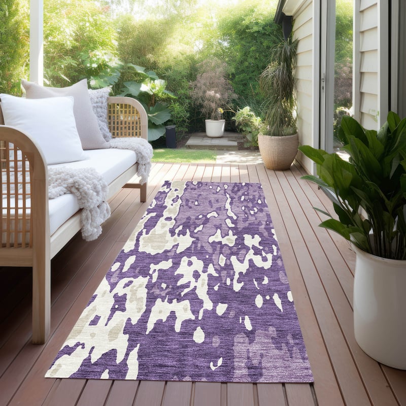 Machine Washable Indoor/ Outdoor Abstract Contemporary Chantille Rug - Purple - 2'3" x 7'6"