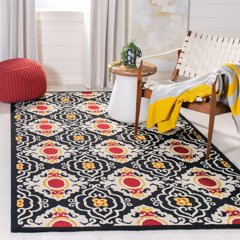 SAFAVIEH Handmade Four Seasons Bevis Floral Rug - 8' x 10' - Black/Ivory