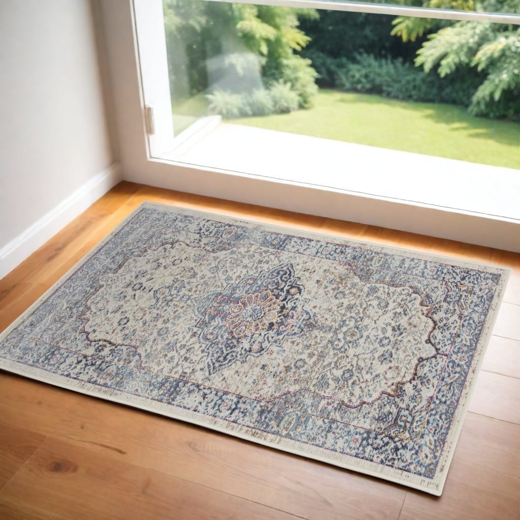 HomeRootsFloral Transitional Rectangle Area Rug - 48' X '24' X '0.5