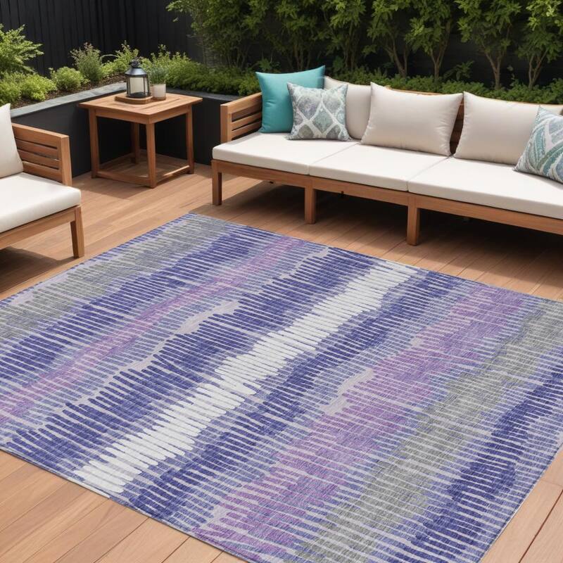 HomeRoots Striped Transitional Rectangle Outdoor Rug - 9' X 12'