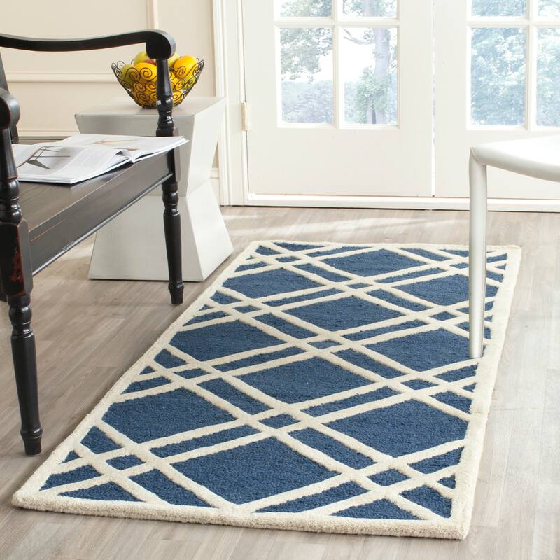 SAFAVIEH Handmade Cambridge Polona Modern Moroccan Wool Rug - 2'6" x 6' Runner - Navy Blue/Ivory