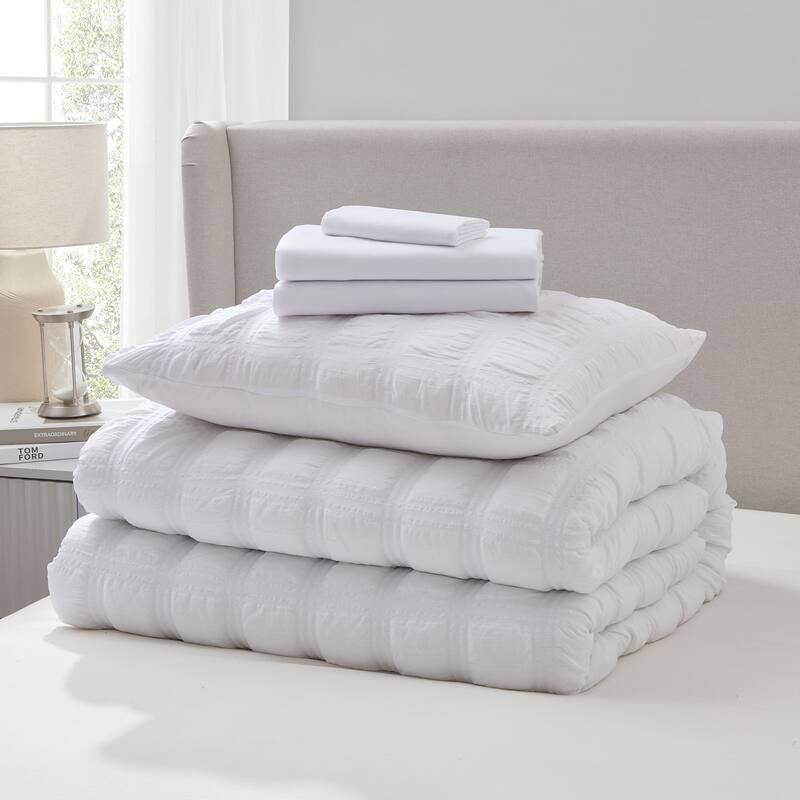 Empyrean Modern Comforter Seer Sucker