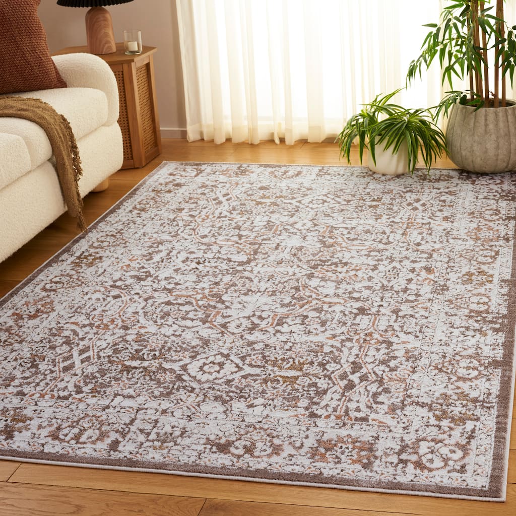 SAFAVIEH Leonette Saaskia Vintage Distressed Rug