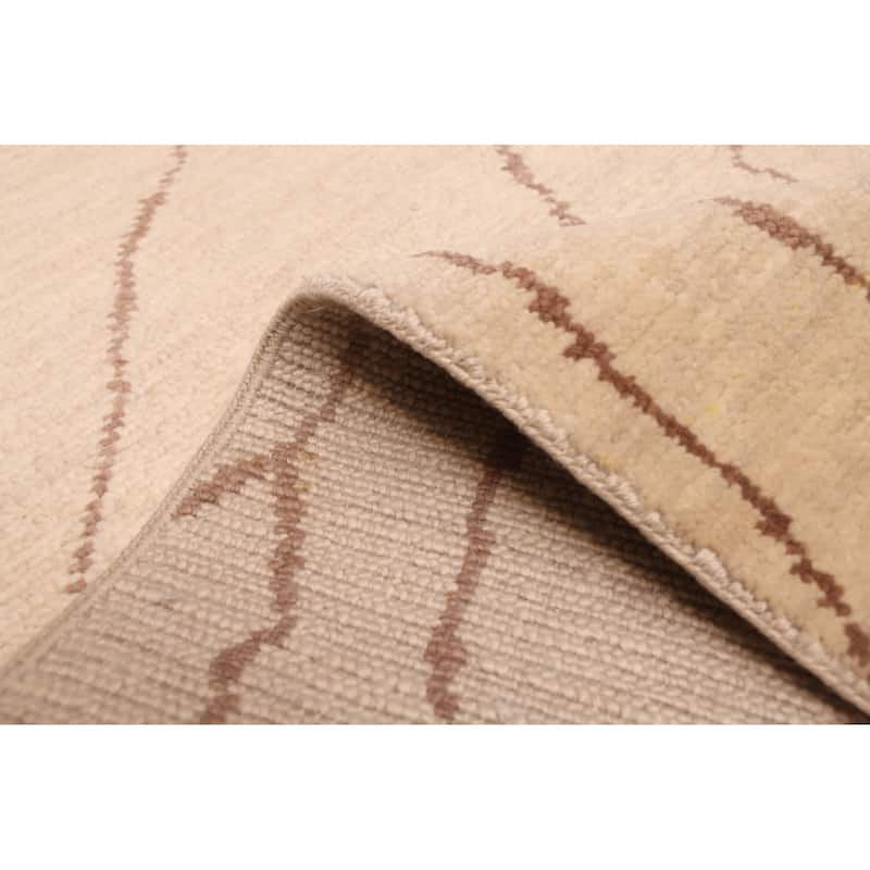 ECARPETGALLERY Hand-knotted Mystique Ivory Wool Rug - 3'0 x 9'9