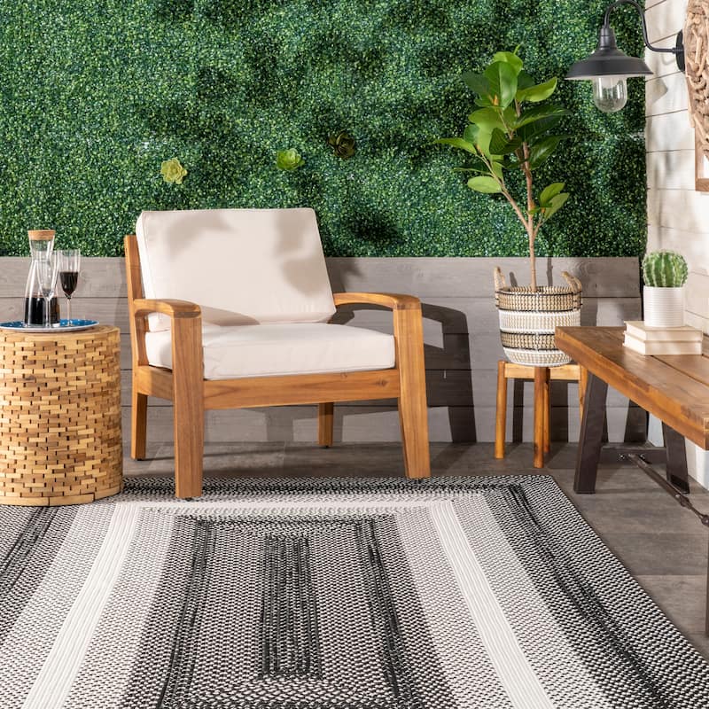 Nuloom Kaila Ombre Bordered Indoor/Outdoor Area Rug