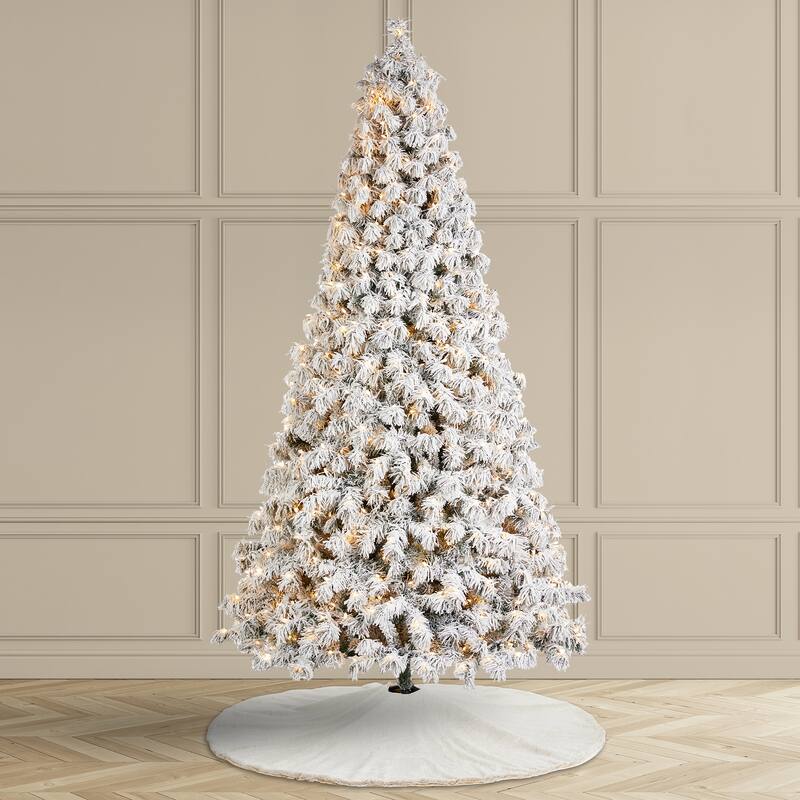 Glitzhome 7.5ft/9ft Pre-Lit Flocked Full Spruce Artificial Christmas Tree with C3 Lights Foot Switch