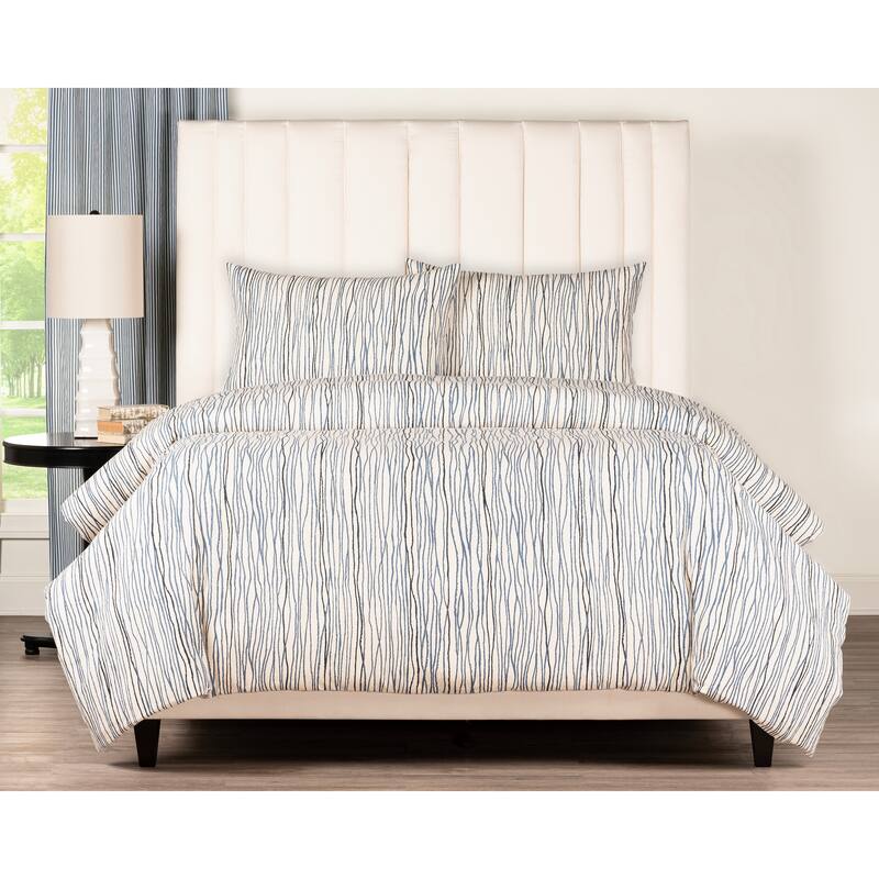 Magnolia Home Fashions Meander Harbor Duvet cover & shams Set