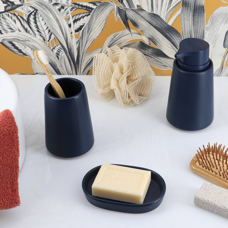 SMOOTH Collection of Bathroom Accessories up to 4 Pieces.