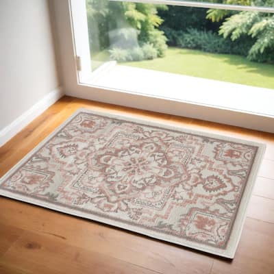 Boxi Power Loomed Floral Traditional Non Skid Stain Resistant Area Rug By HomeRoots - 36' X '24' X '0.25