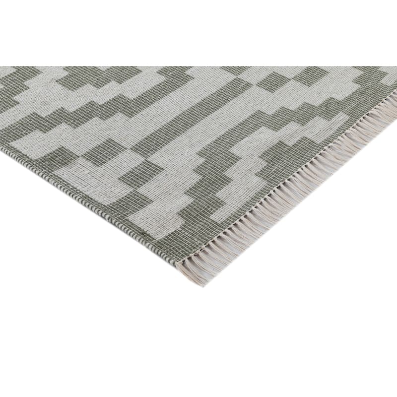 Terra by Obeetee Aurora Stepwell Rug