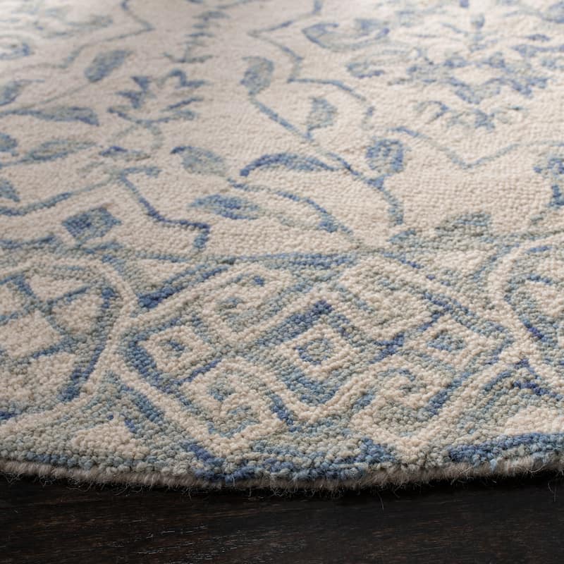 SAFAVIEH Handmade Dip Dye Nicki Floral Wool Rug