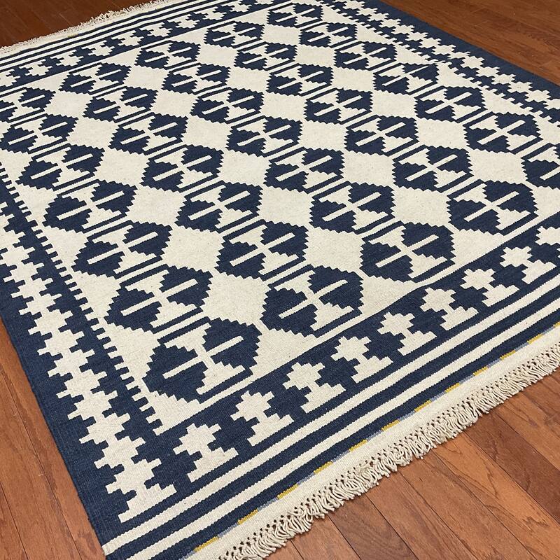 HERAT ORIENTAL Handmade Navy/Ivory Geometric Wool Kilim Rug - 5'6 x 7'11