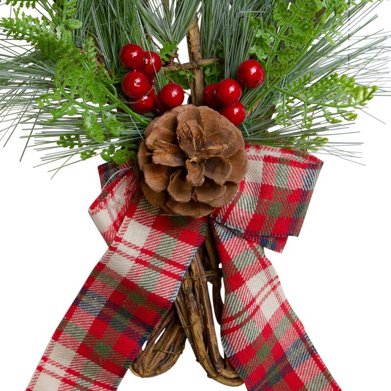 20" Red Green Cedar Berries Twig Snowshoes Christmas Wall Decor