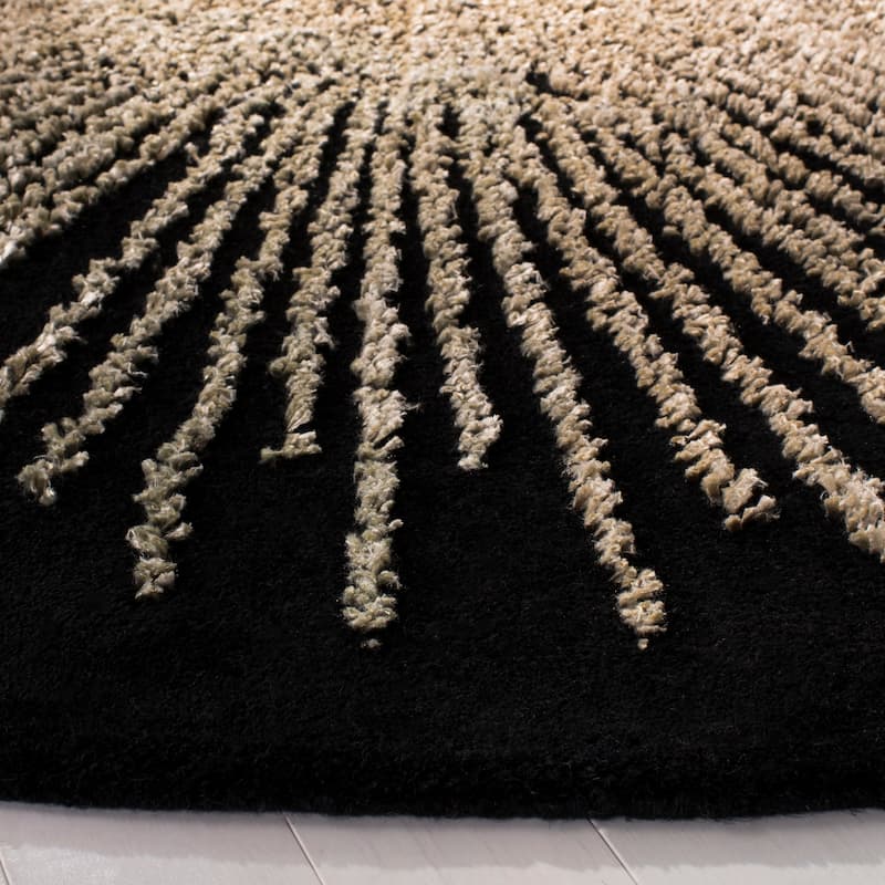 SAFAVIEH Handmade Soho Marsilia Burst New Zealand Wool Rug