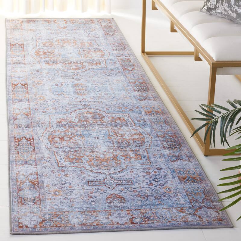 SAFAVIEH Tucson Machine Washable Slip Resistant India Traditional Rug