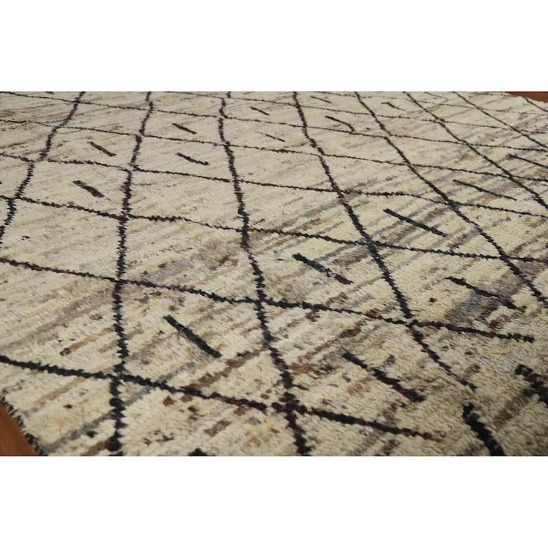 Geometric Trellis Moroccan Oriental Area Rug Hand-Knotted Wool Carpet - 6'11" x 9'5" - Ivory/Beige - 6'11" x 9'5"