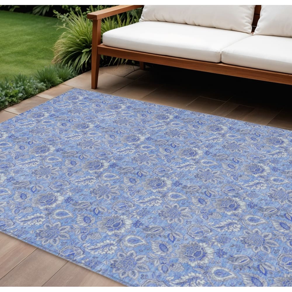 HomeRoots Floral Transitional Rectangle Outdoor Rug