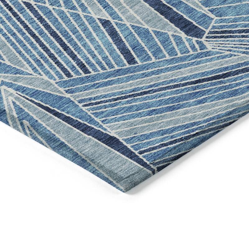 HomeRoots Geometric Transitional Rectangle Outdoor Rug