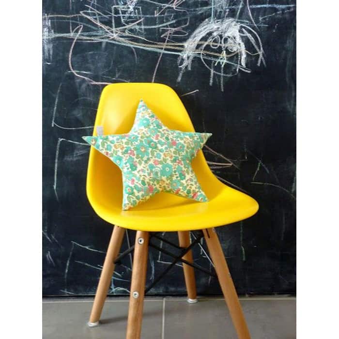 Kids Toddler Chair Side No arm Armless Natural Wood Legs Eiffel For Kitchen Desk Work Bedroom Playroom Preschool