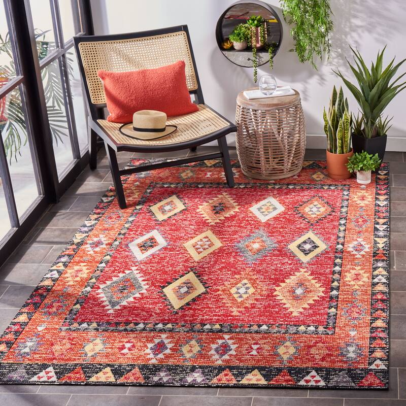 SAFAVIEH Montage Tiia Indoor/ Outdoor Waterproof Patio Backyard Rug
