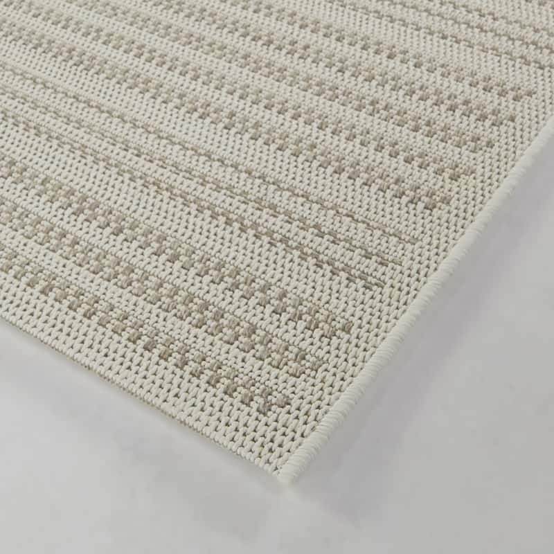 Aguirre Textured Patio Area Rug
