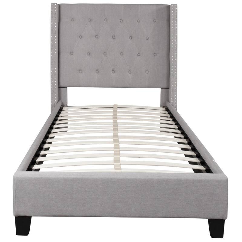 Tufted Upholstered Nailhead Trim Platform Bed