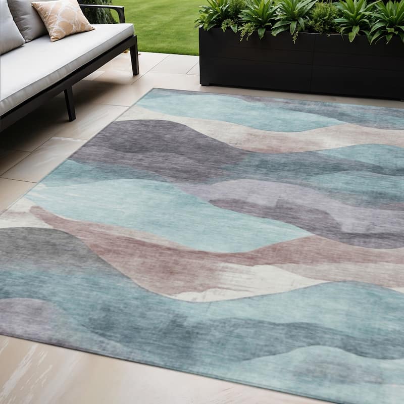 HomeRoots Abstract Transitional Rectangle Outdoor Rug - 5' X 8'