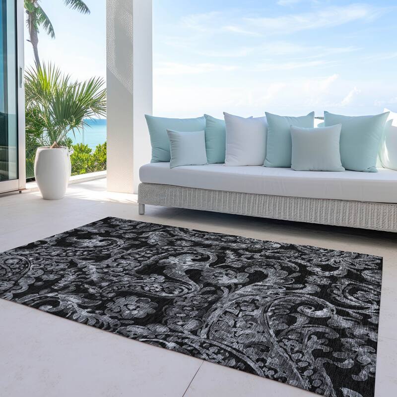Machine Washable Indoor/ Outdoor Chantille Traditional Scroll Rug - Black - 8' x 10'