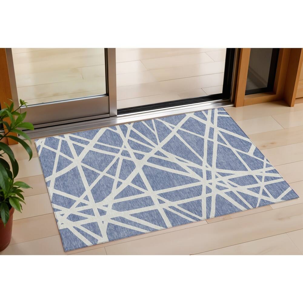 HomeRoots Geometric Transitional Rectangle Outdoor Rug