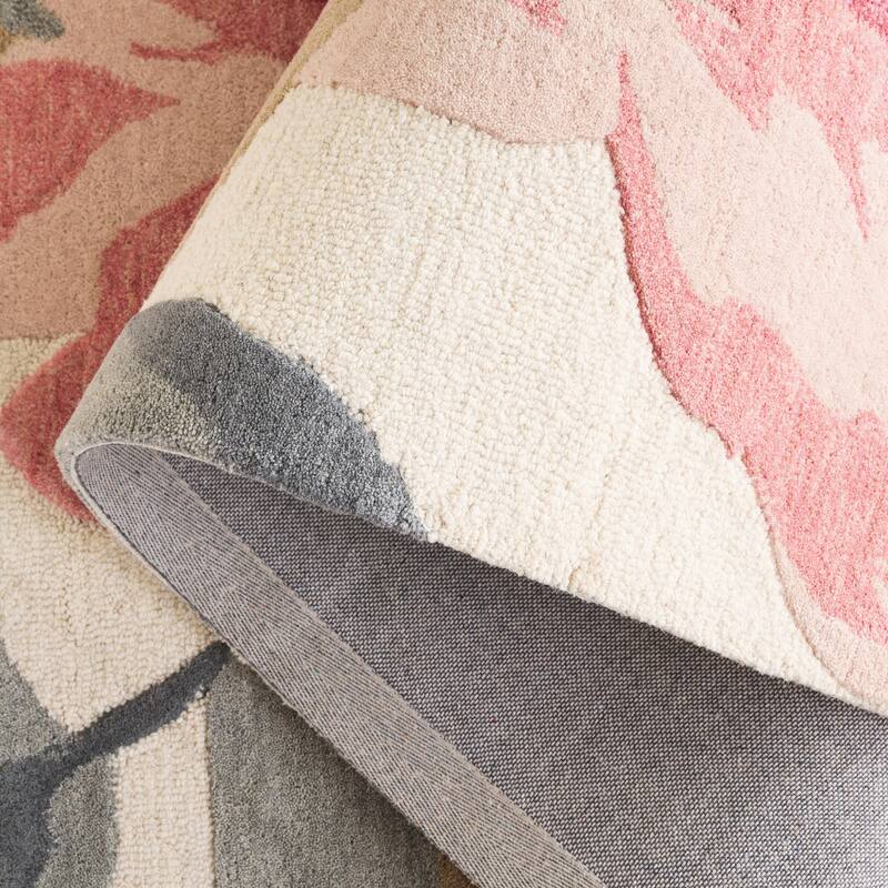 SAFAVIEH Handmade Jardin Enea Floral Wool Rug
