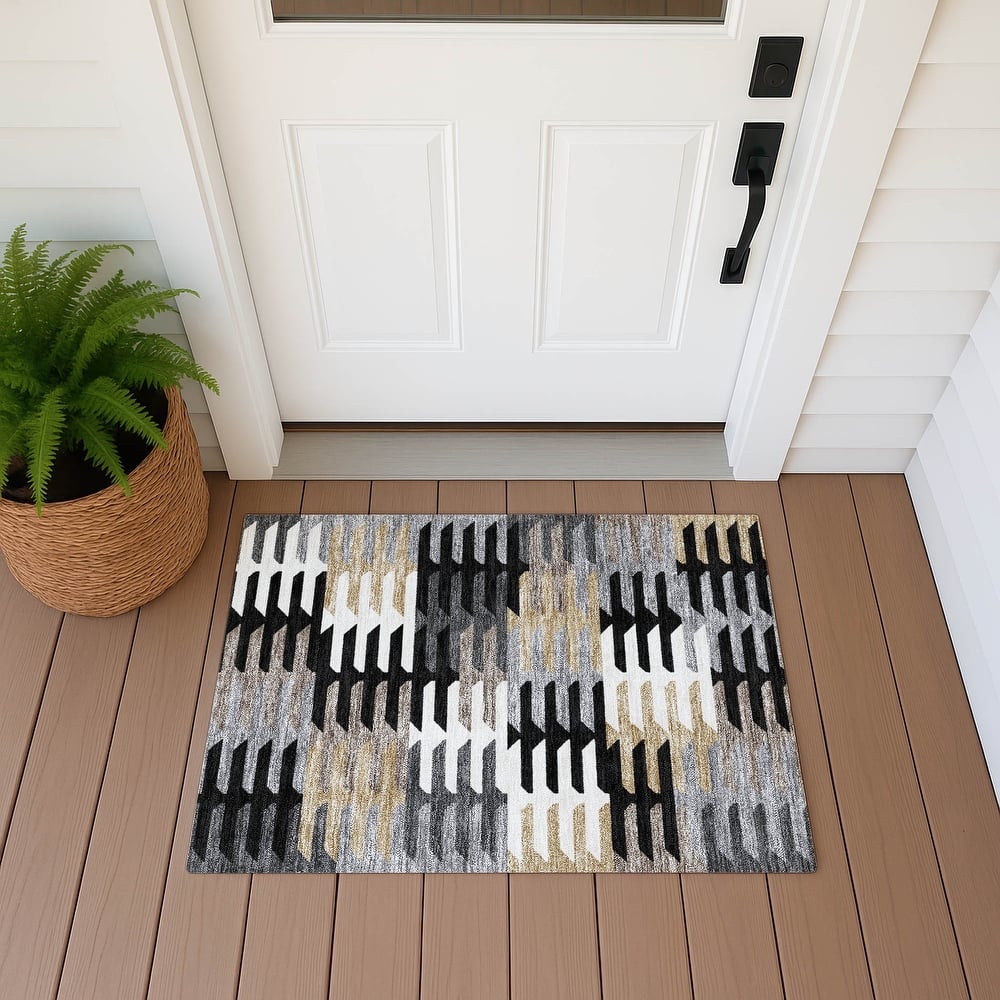 Machine Washable Indoor/ Outdoor Modern Stacks Chantille Rug