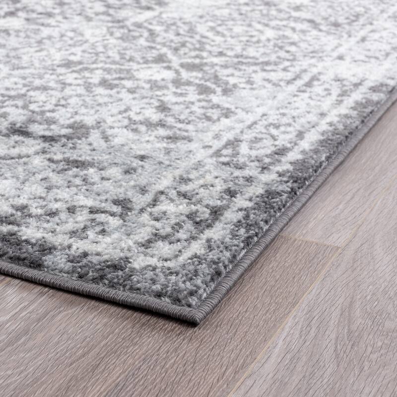 Gematria Bohemian & Eclectic Oriental Indoor Area Rug