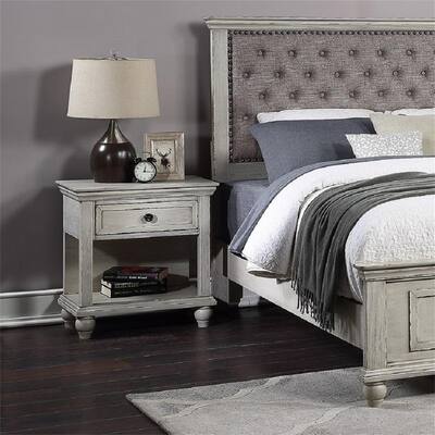 1 Drawer Nightstand with Bottom Shelf In Antique White