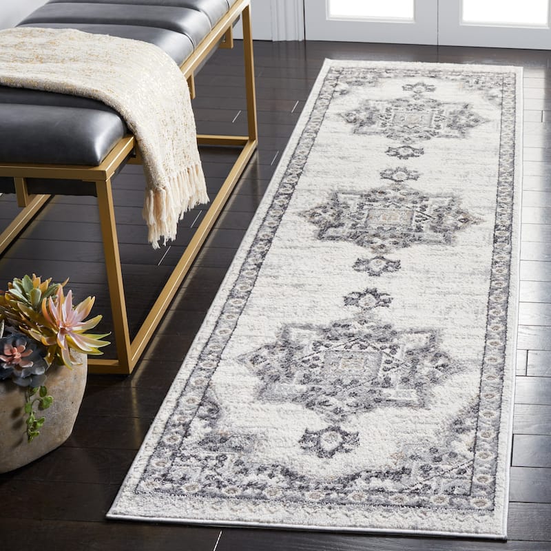 SAFAVIEH Shivan Minah Oriental Medallion Rug - 2'2" x 8' Runner - Ivory/Grey