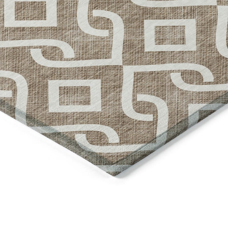 Machine Washable Indoor/ Outdoor Chantille Trellis Scroll Rug
