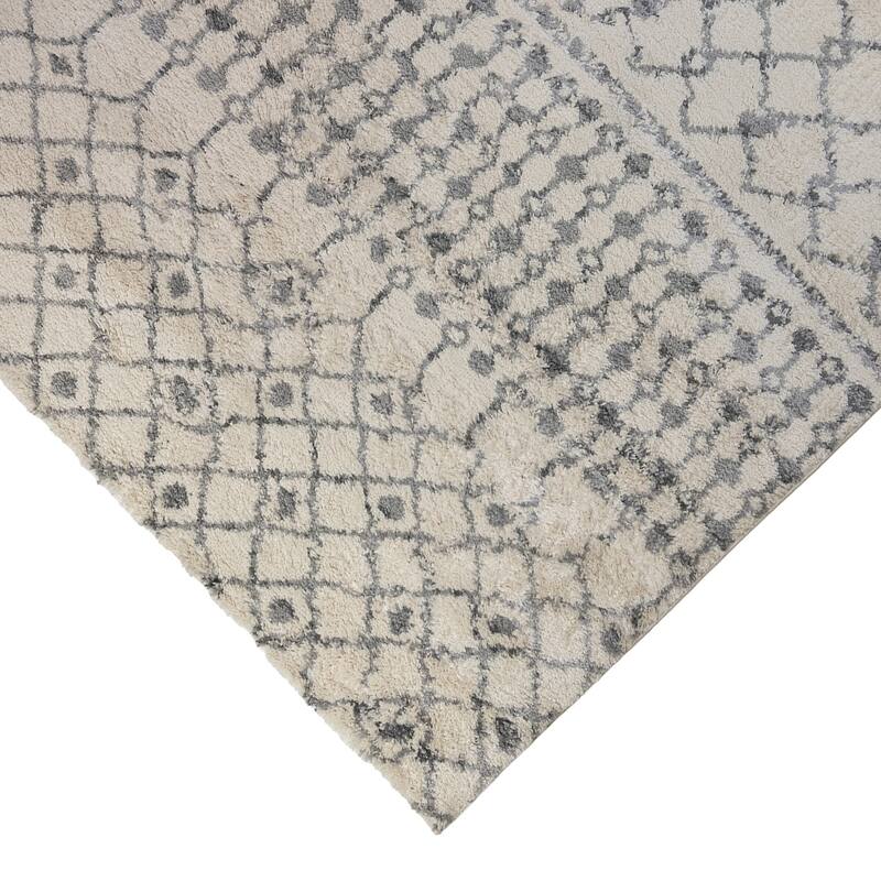 Aspen Arra Southwestern Geometric Shag Area Rug