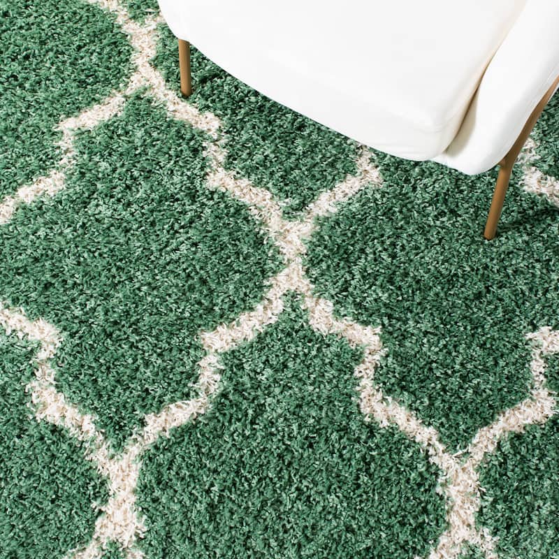 SAFAVIEH Venus Shag Bogdanka 1.75-inch Thick Rug